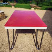 Table "floating" Space age 1970 Red Glass and Dove Tail - 140x80cm