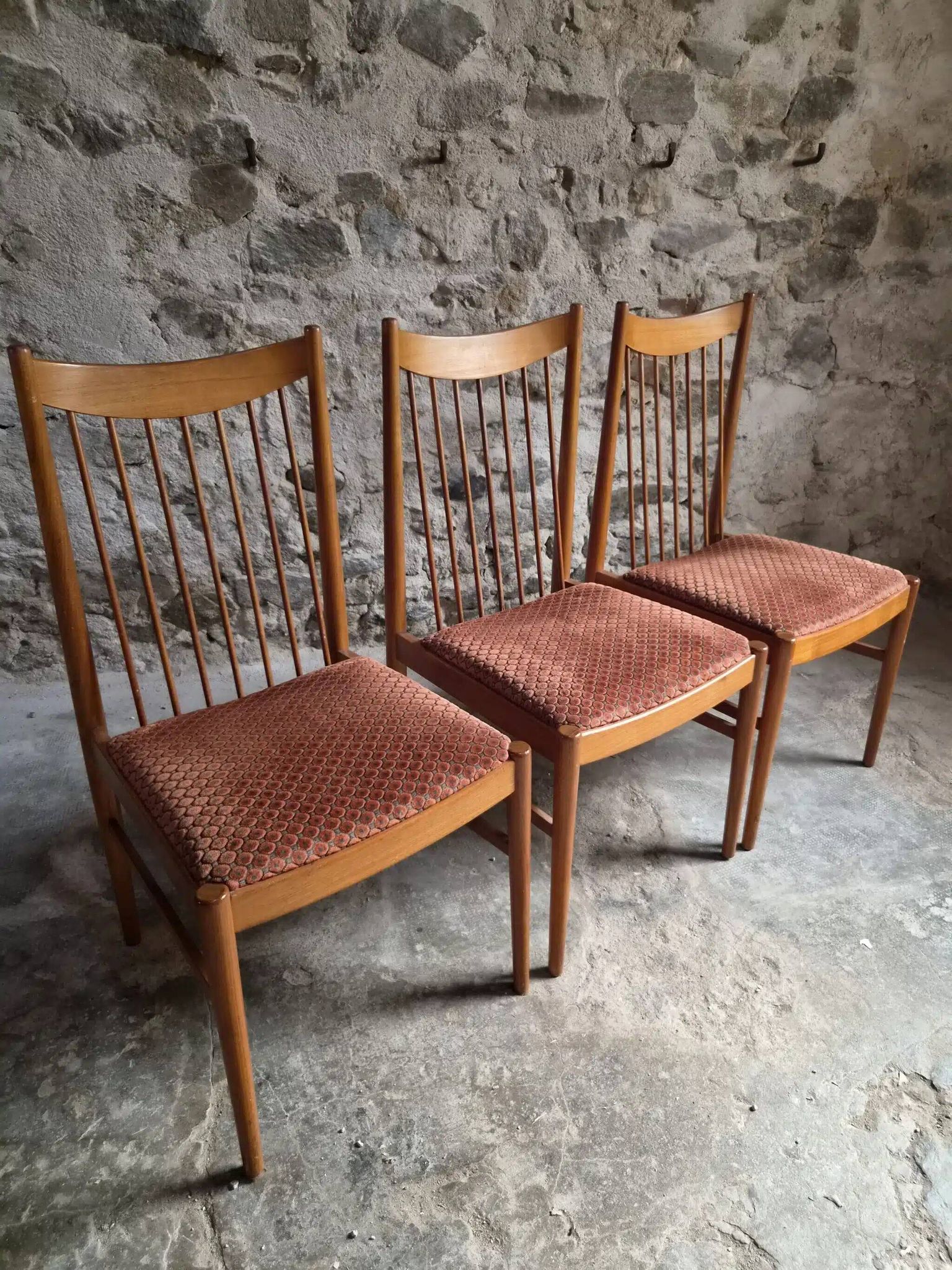 Set of 6 Danish teak dining chairs model 422, attributed to Arne Vodder for Sibast, 1960s.