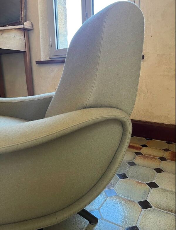 Marco Zanuso ''Lady chair'' des années 70 (restauré drap de laine Kvadrat)