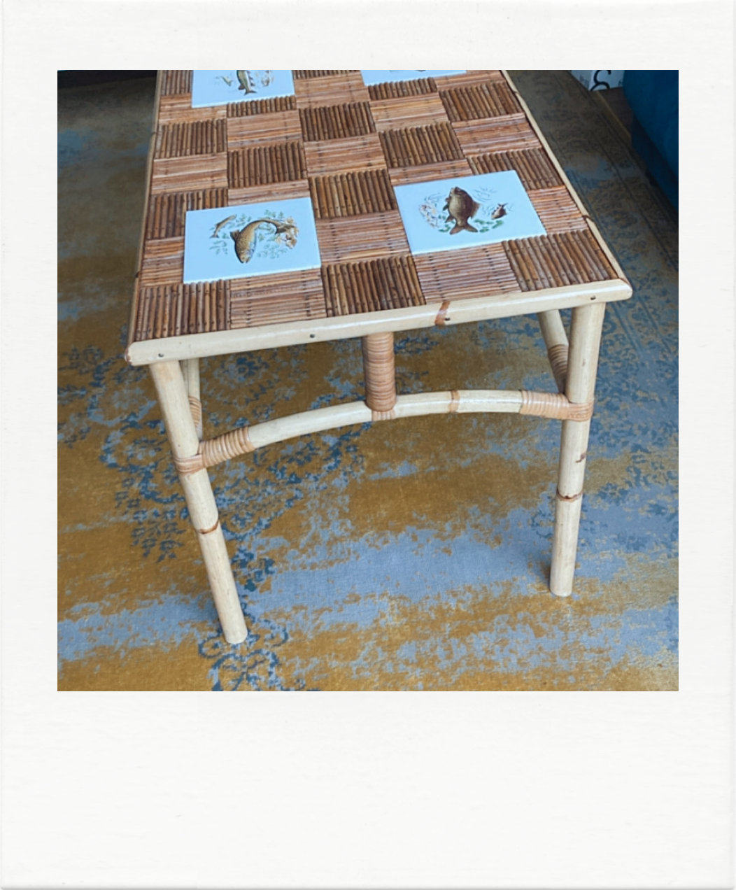 Table basse en rotin années 70
