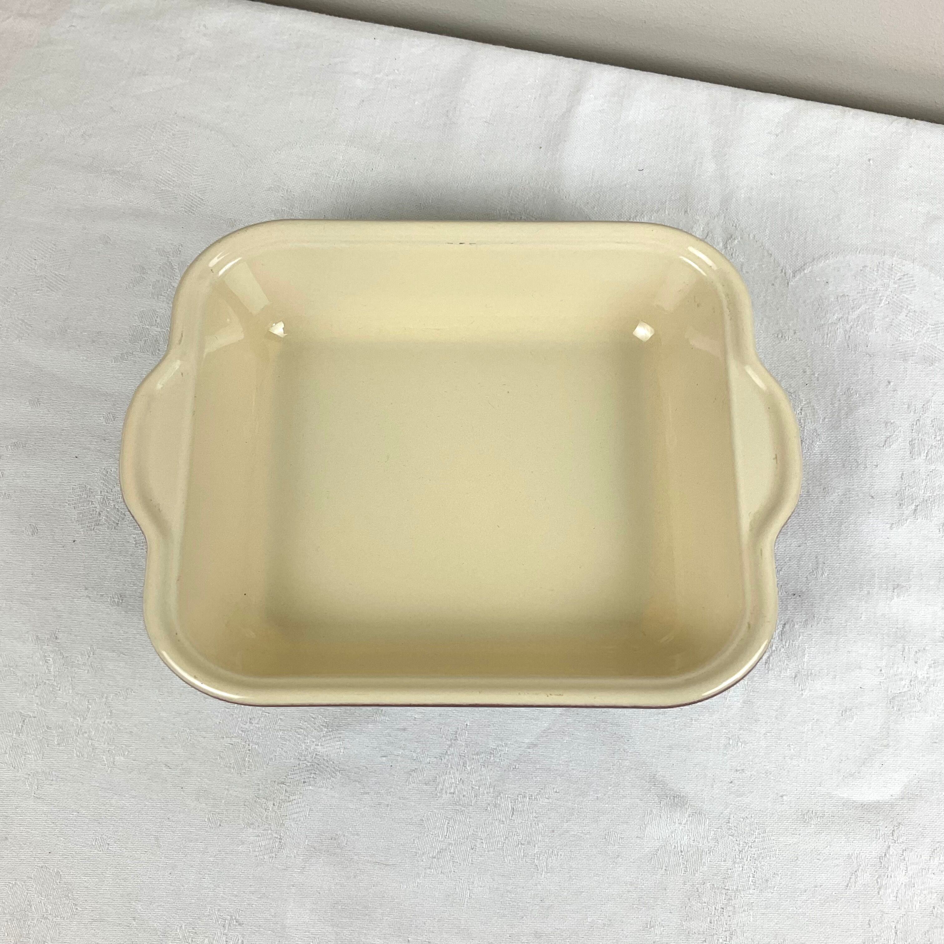 Small oven dish - Emile Henry France, registered model