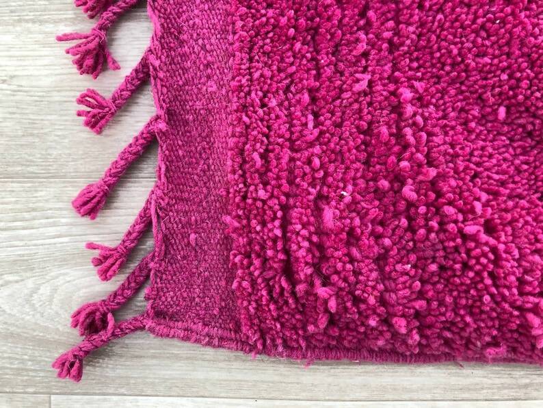 Wool rug 2.4/1.6m pink