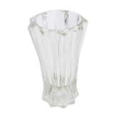 Diamond-shaped glass vase