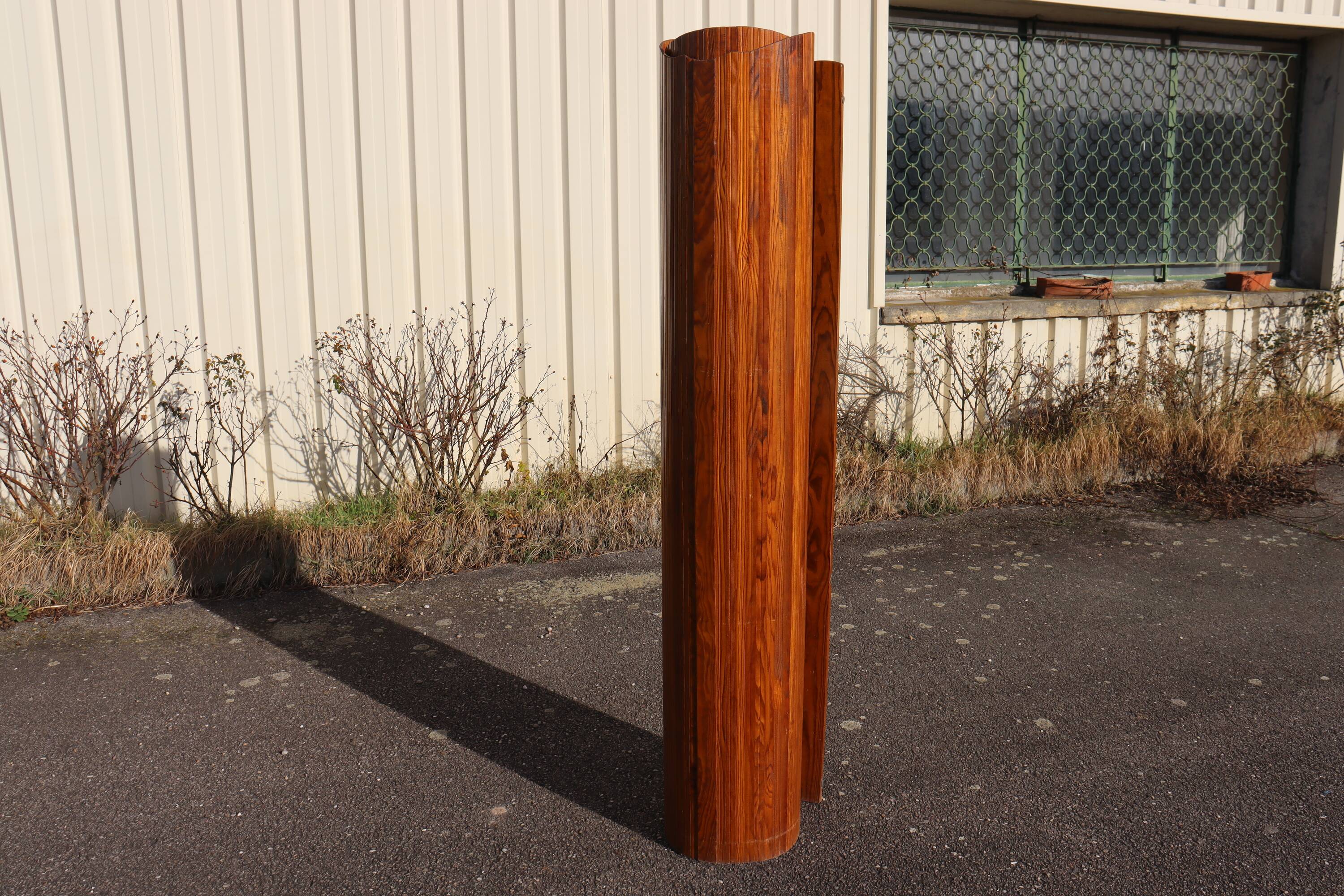 Screen in the Baumann style.