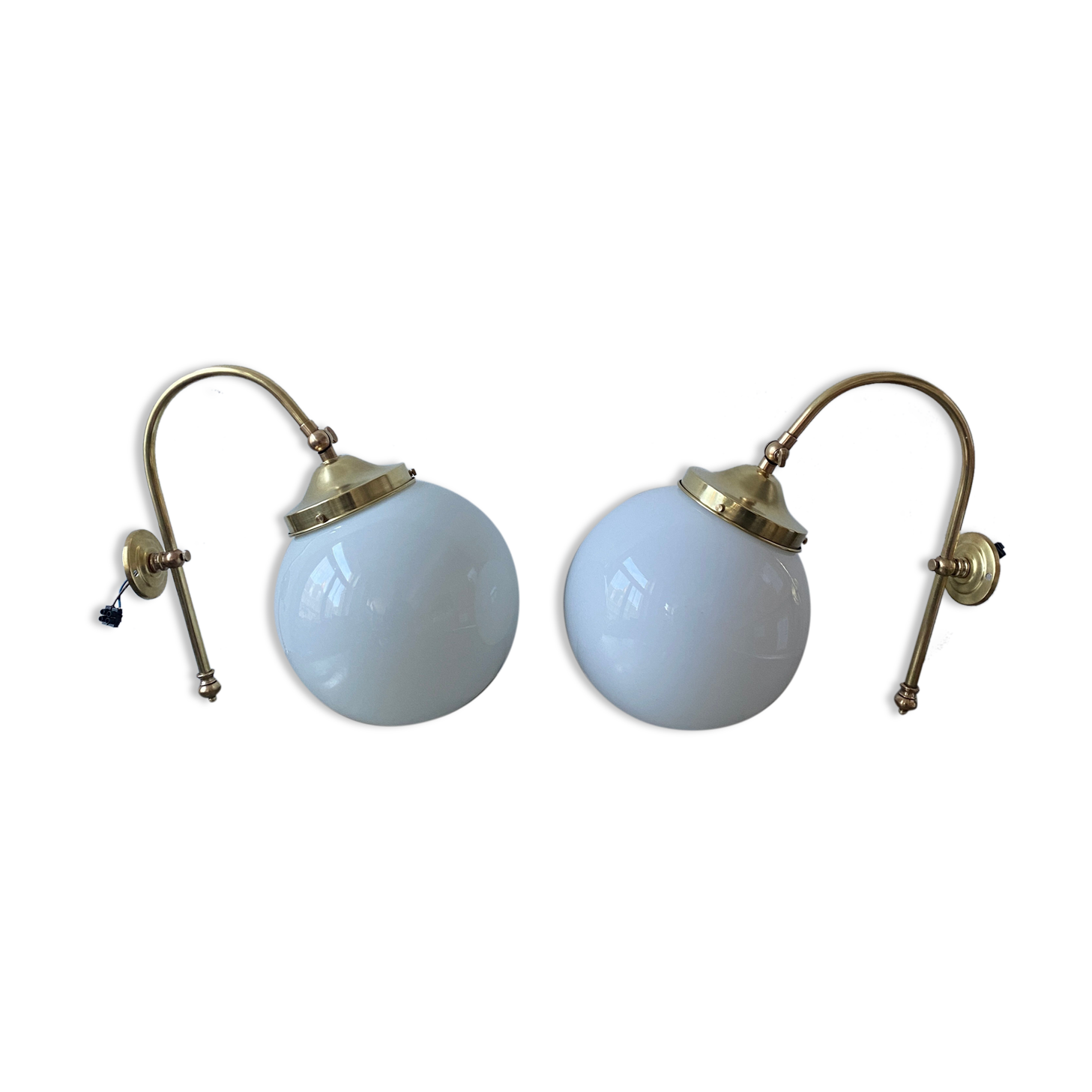 Lot 2 vintage opaline wall lamps