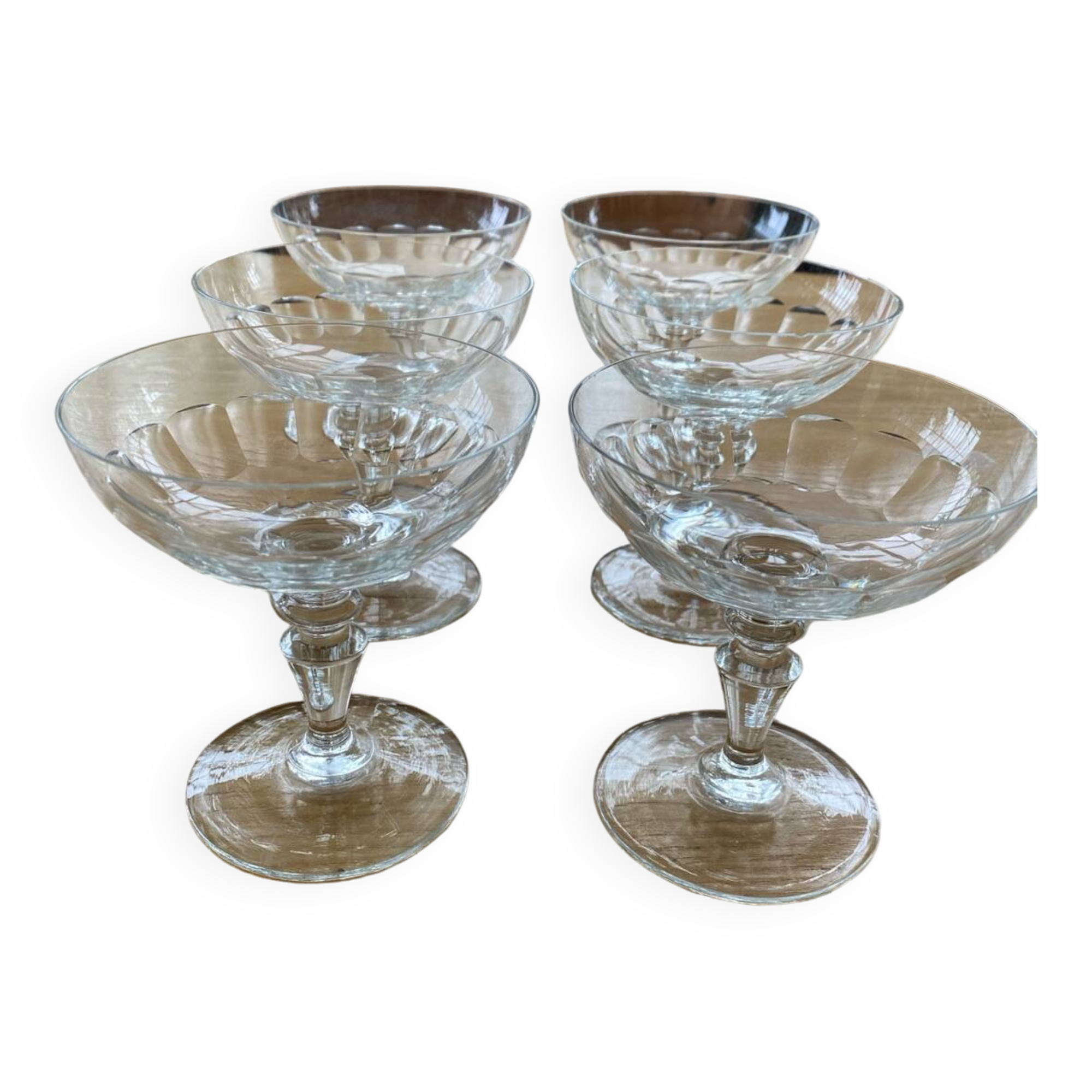 Set of 6 chiseled glass champagne coupes