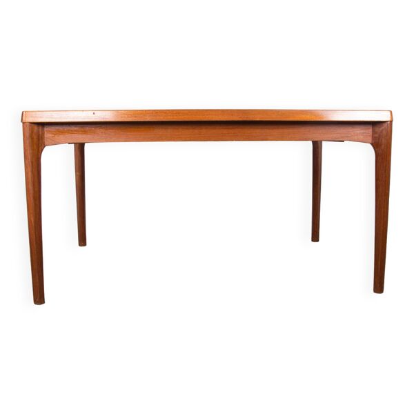Table de repas Danoise extensible en Teck par Henning Kjaernulf pour Vejle Stole 1960. — Beyit