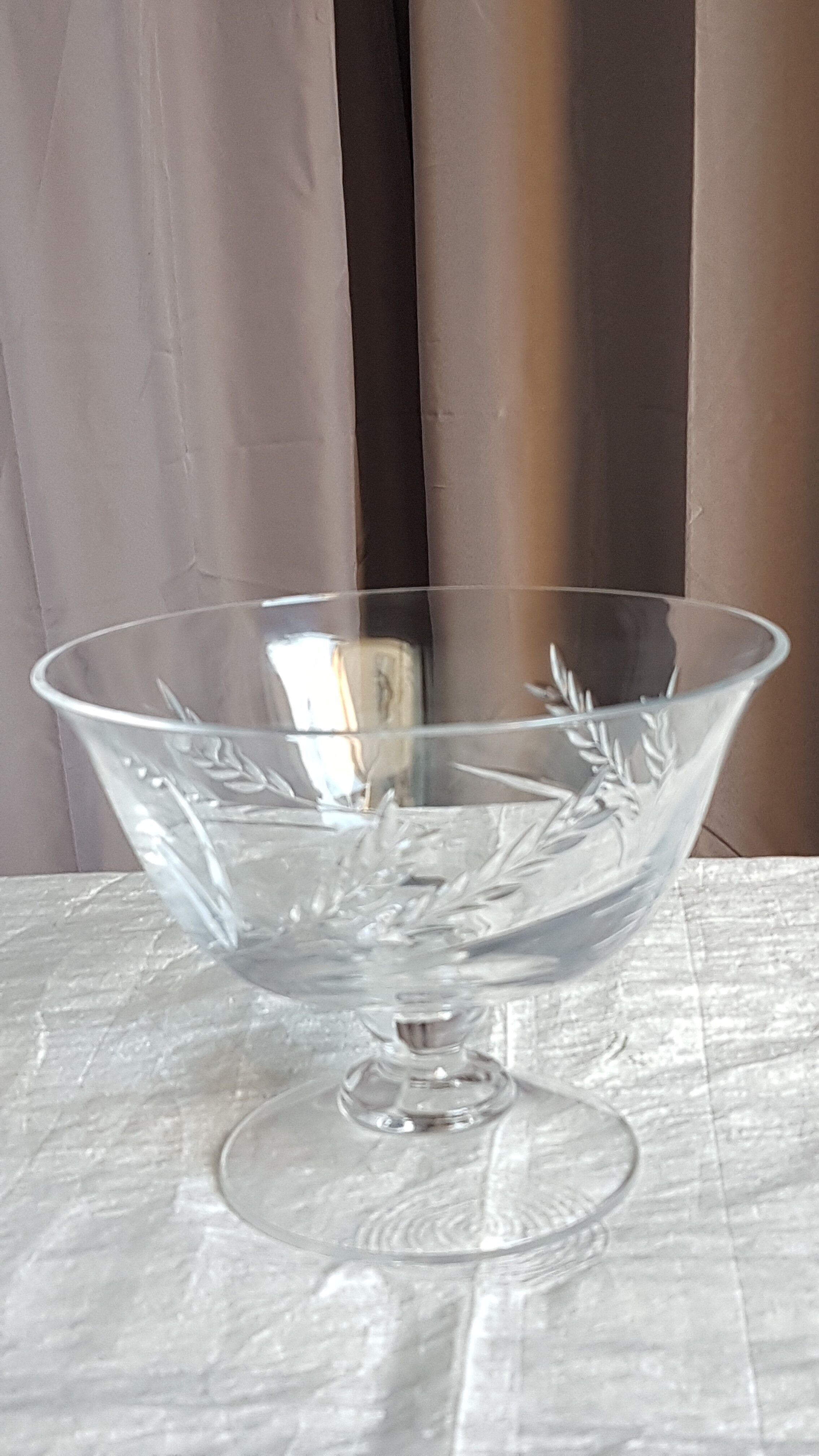 Vintage crystal fruit cup