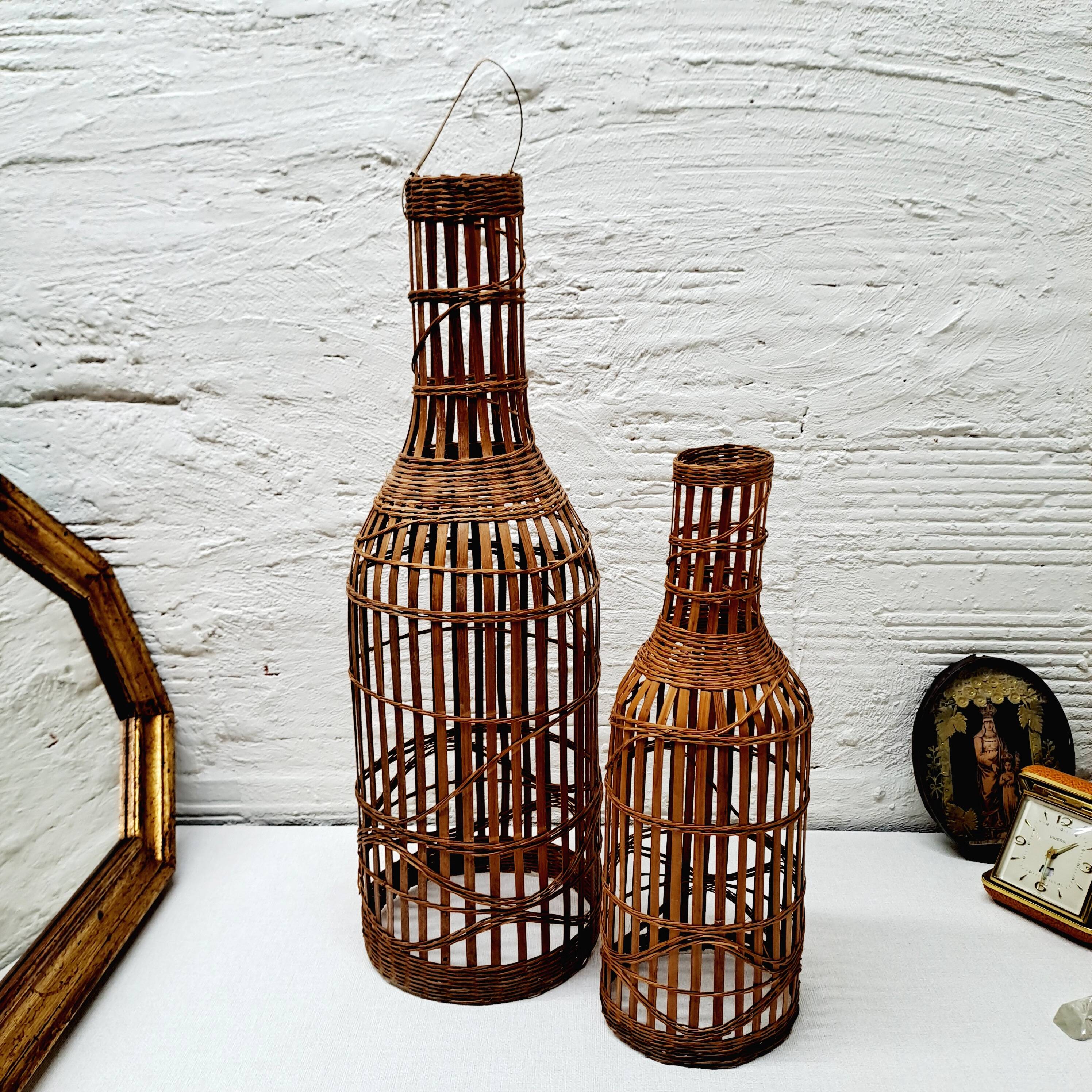 Rattan suspension lampshade