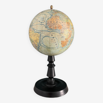 Terrestrial globe world map geographer Forest XIXth