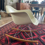 Vitra rocking chair design Charles & Ray Eames