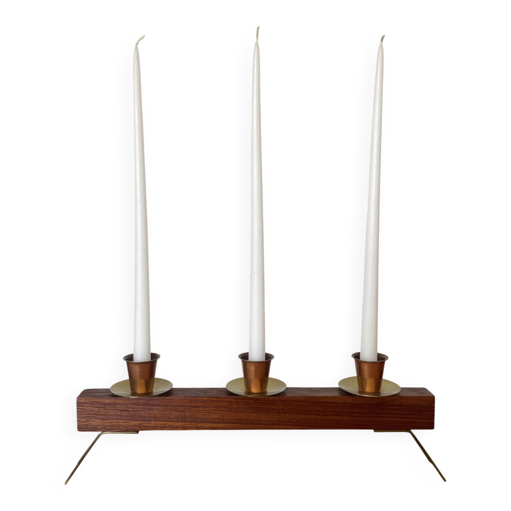 Modernist chandelier in teak and vintage brass.