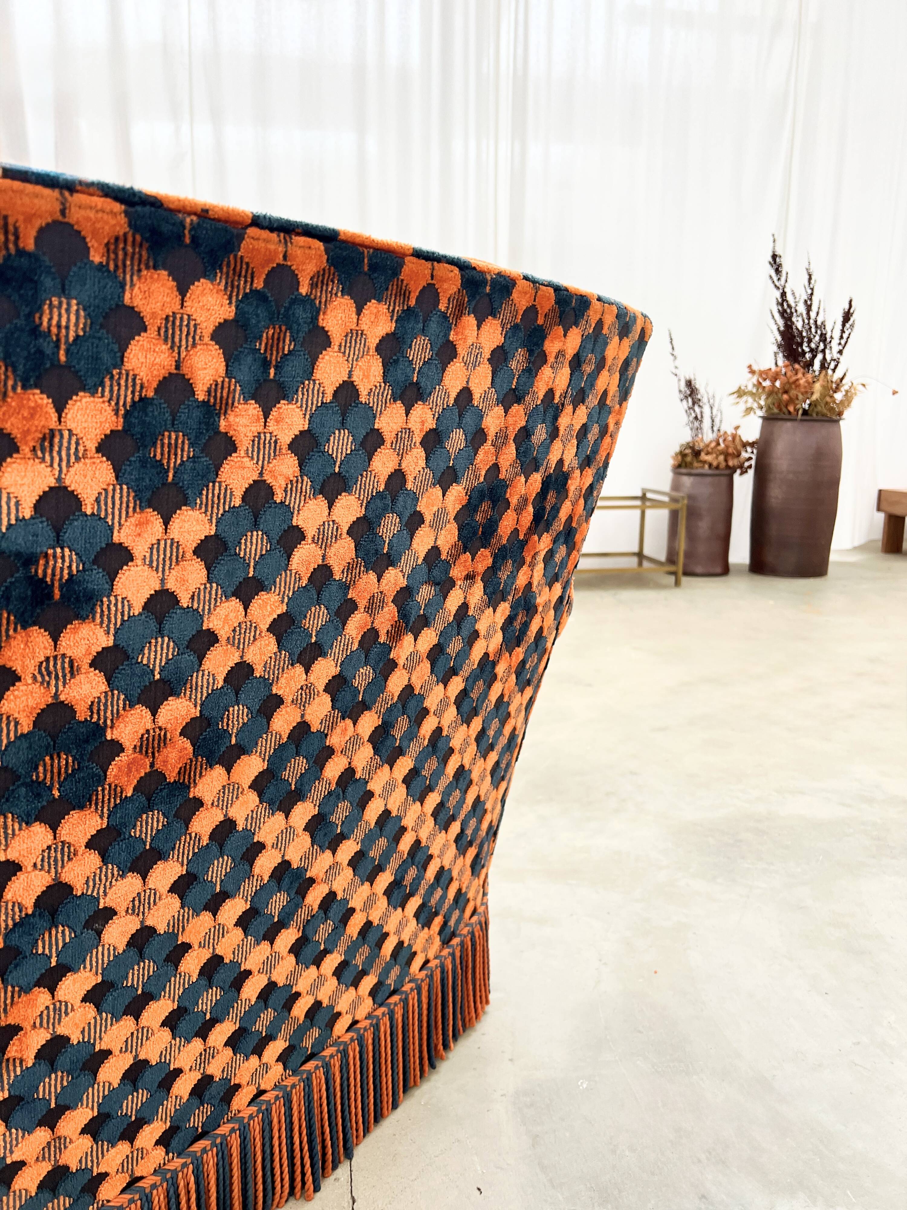 "Maximalist" 3-Seater Sofa 70s – Carved Velvet & Feathers