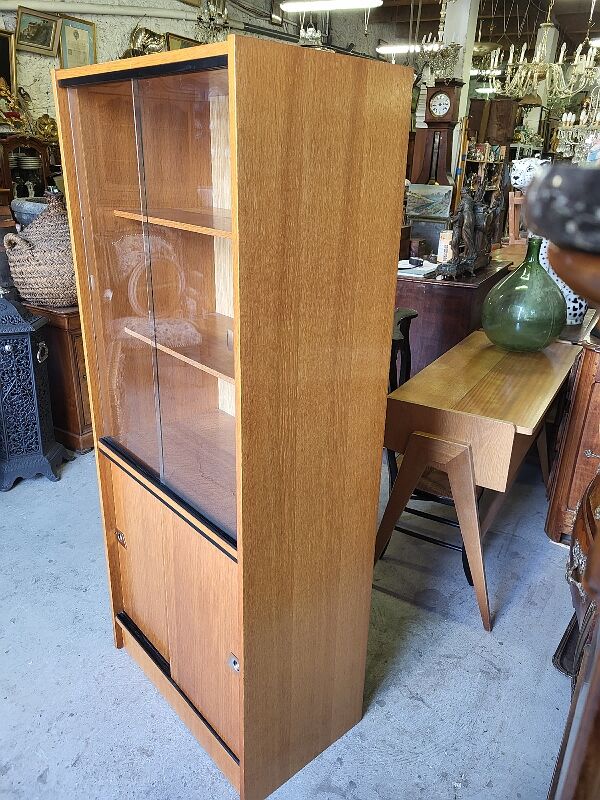 Showcase cabinet 1950/1960