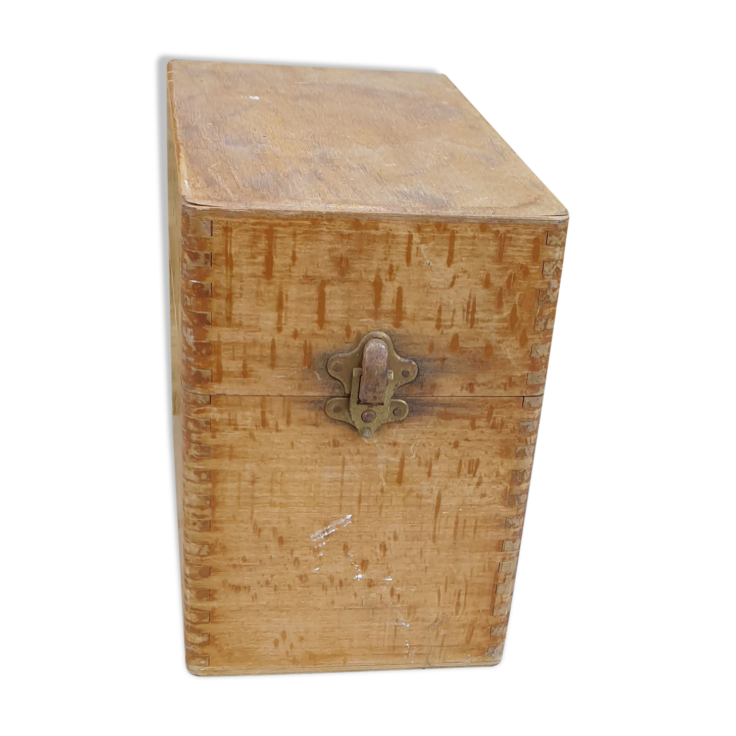 Vintage wooden plug box + alphabetical separations