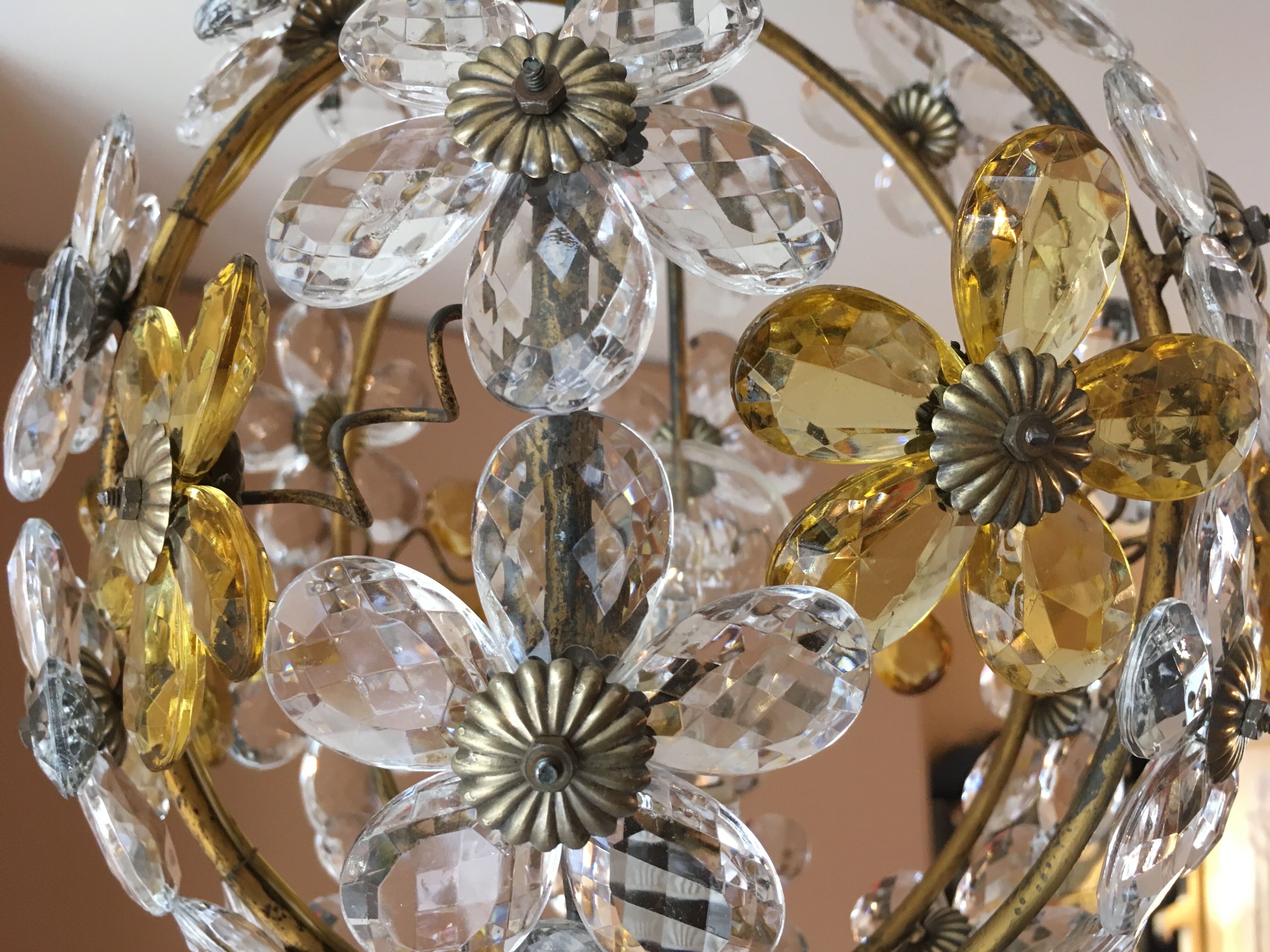 Lustre cage fleurs en verre