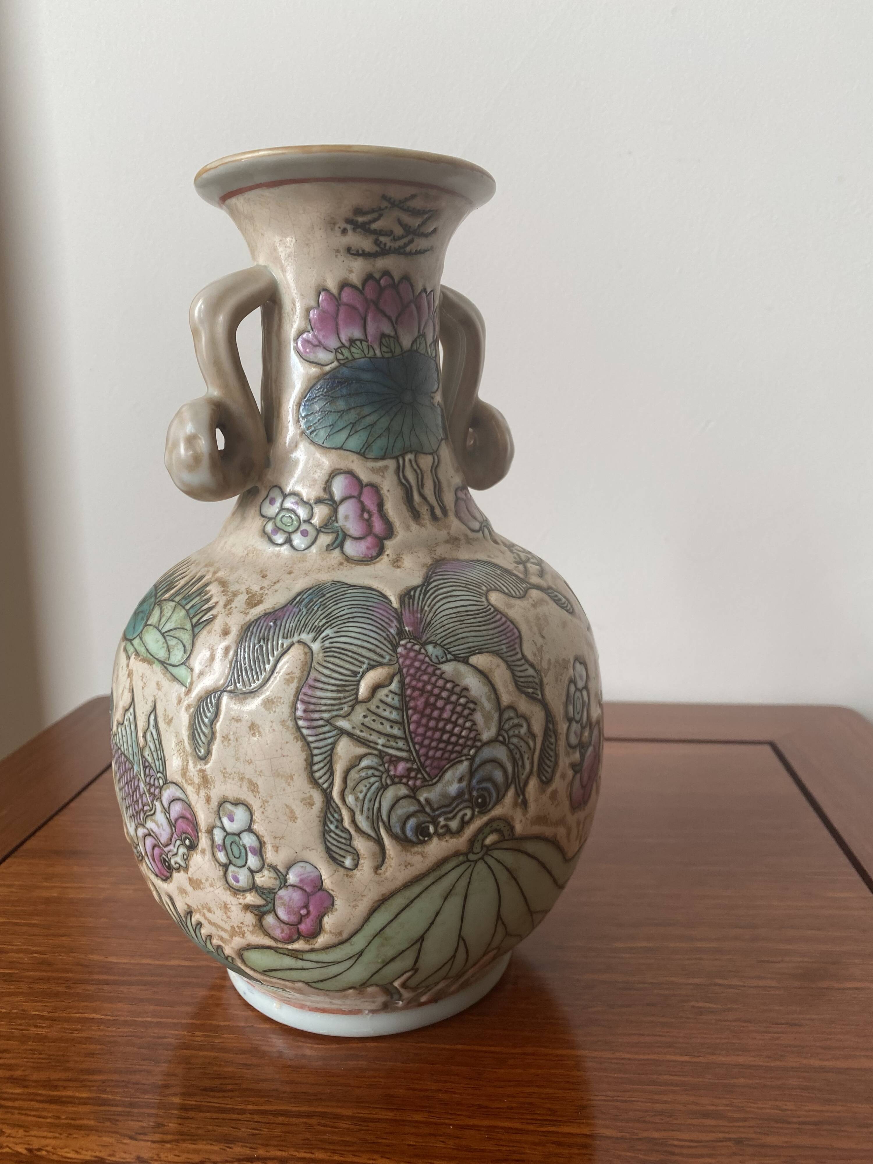 Chinese vase with ducks and goldfish