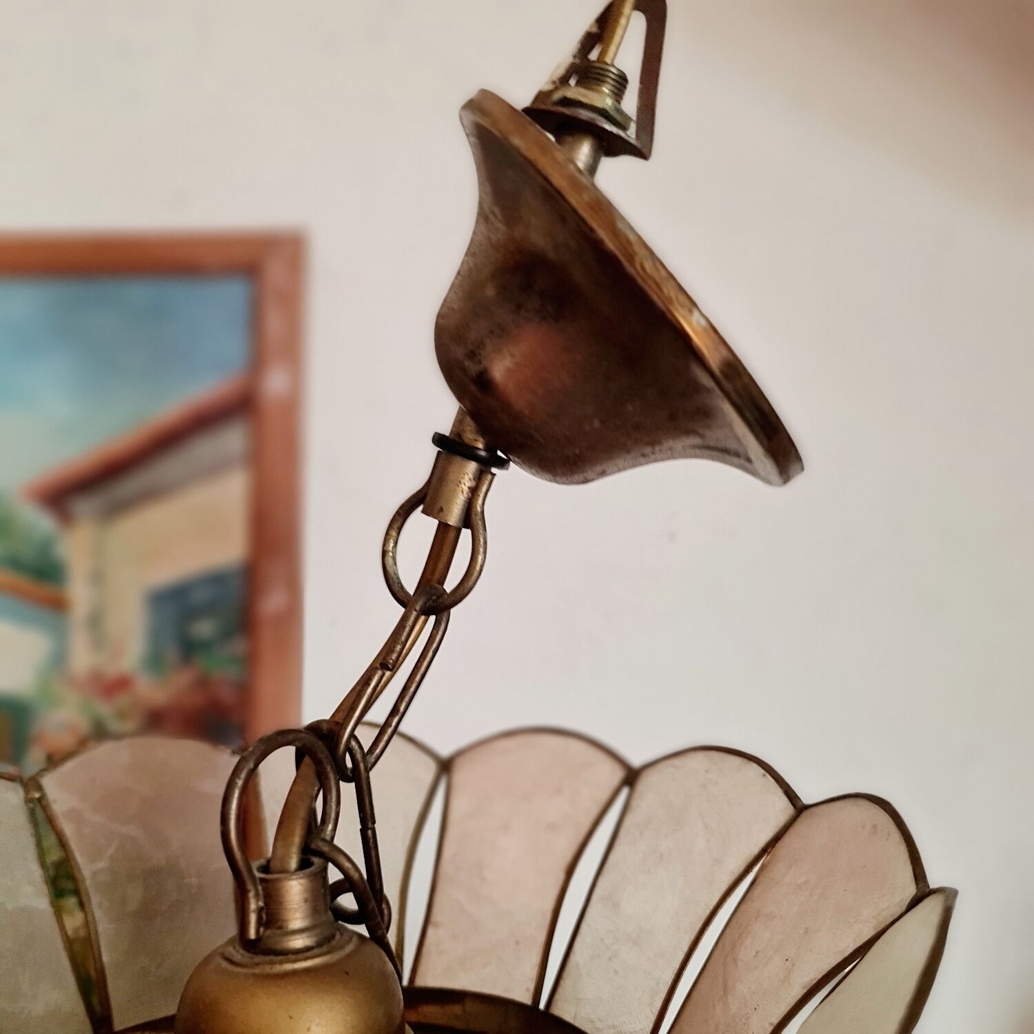 Vintage suspension in mother-of-pearl and brass