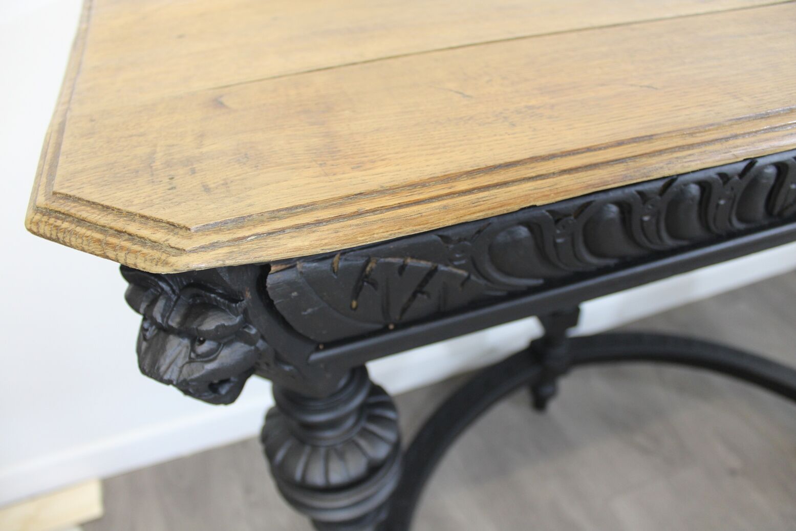Black console and solid oak wood