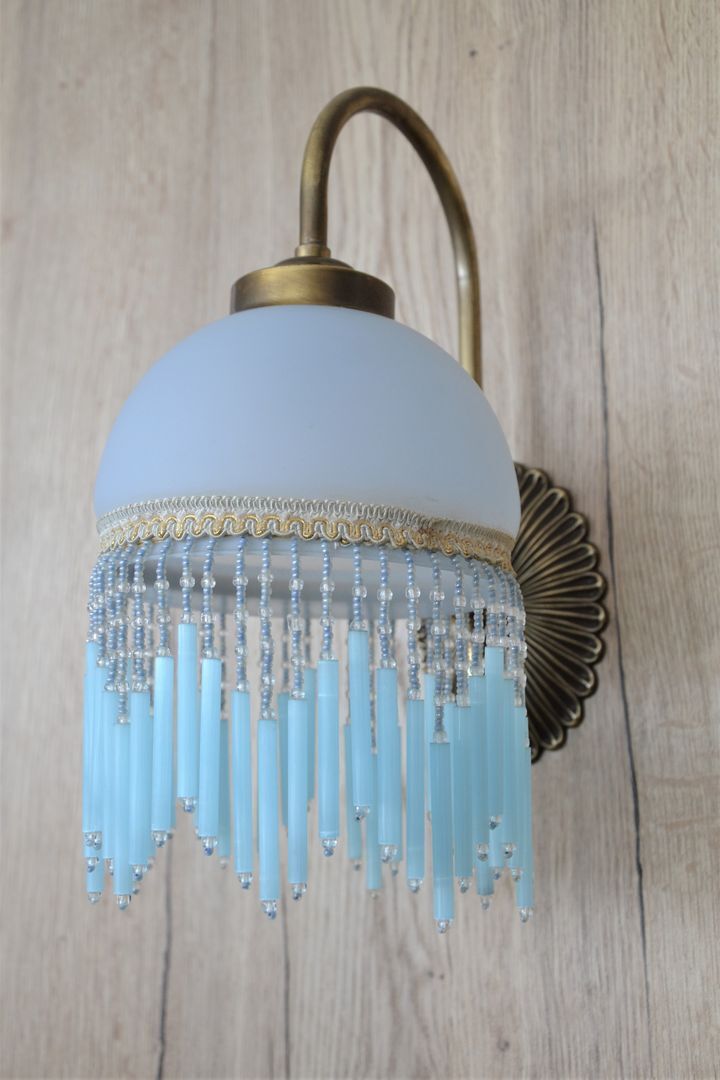 Blue wall lamp with pearl fringes