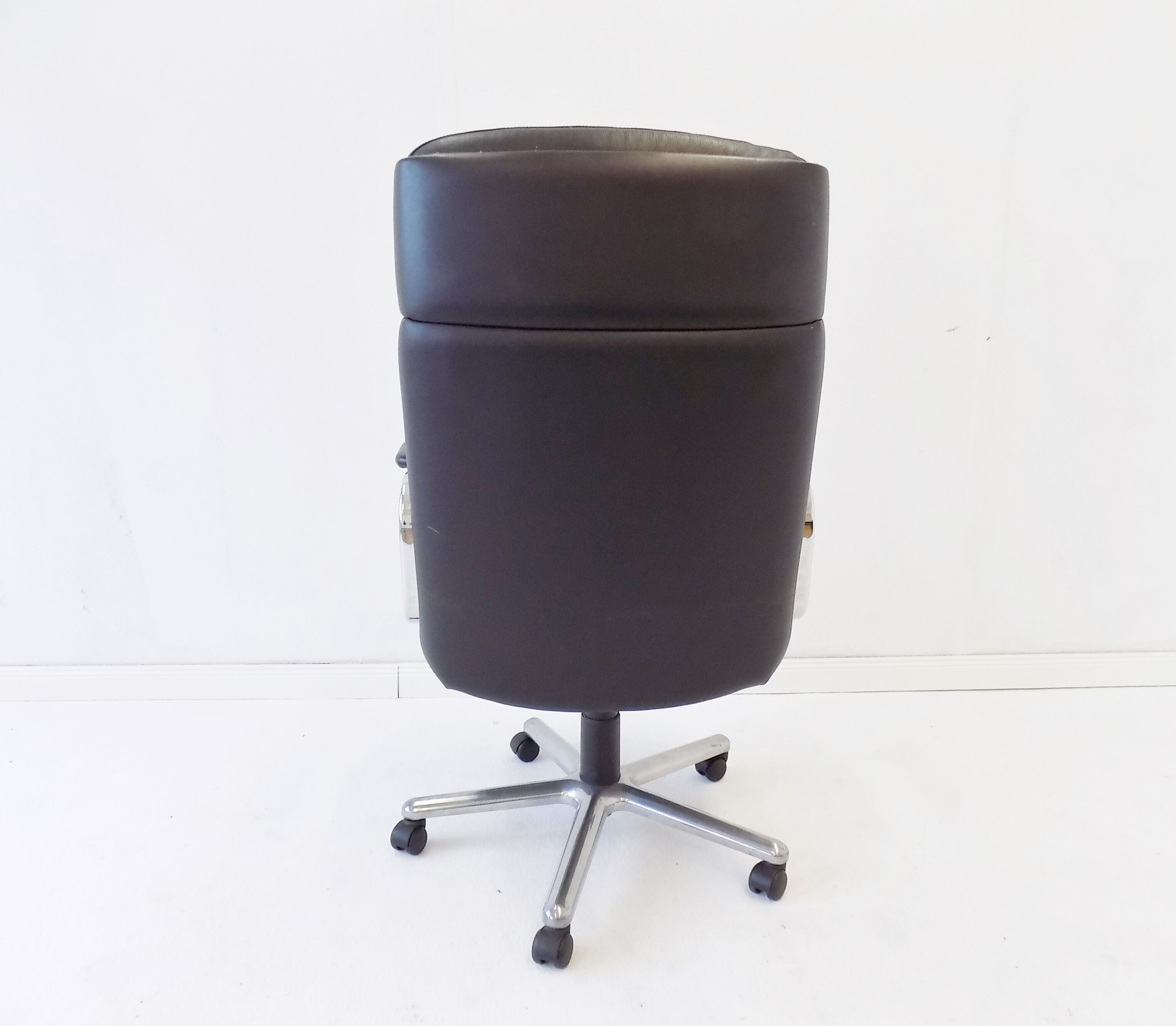 German office armchair black leather 70s