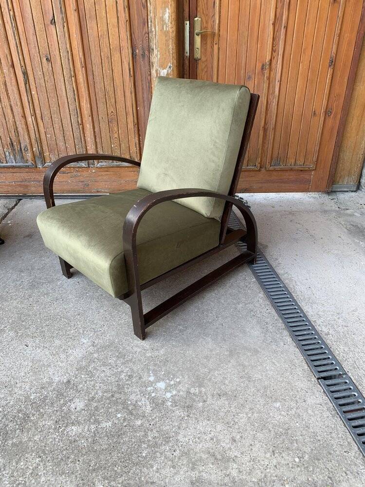 Pair of adjustable armchairs by Jindrich Halabala from the 1930s in wood and olive green velvet.