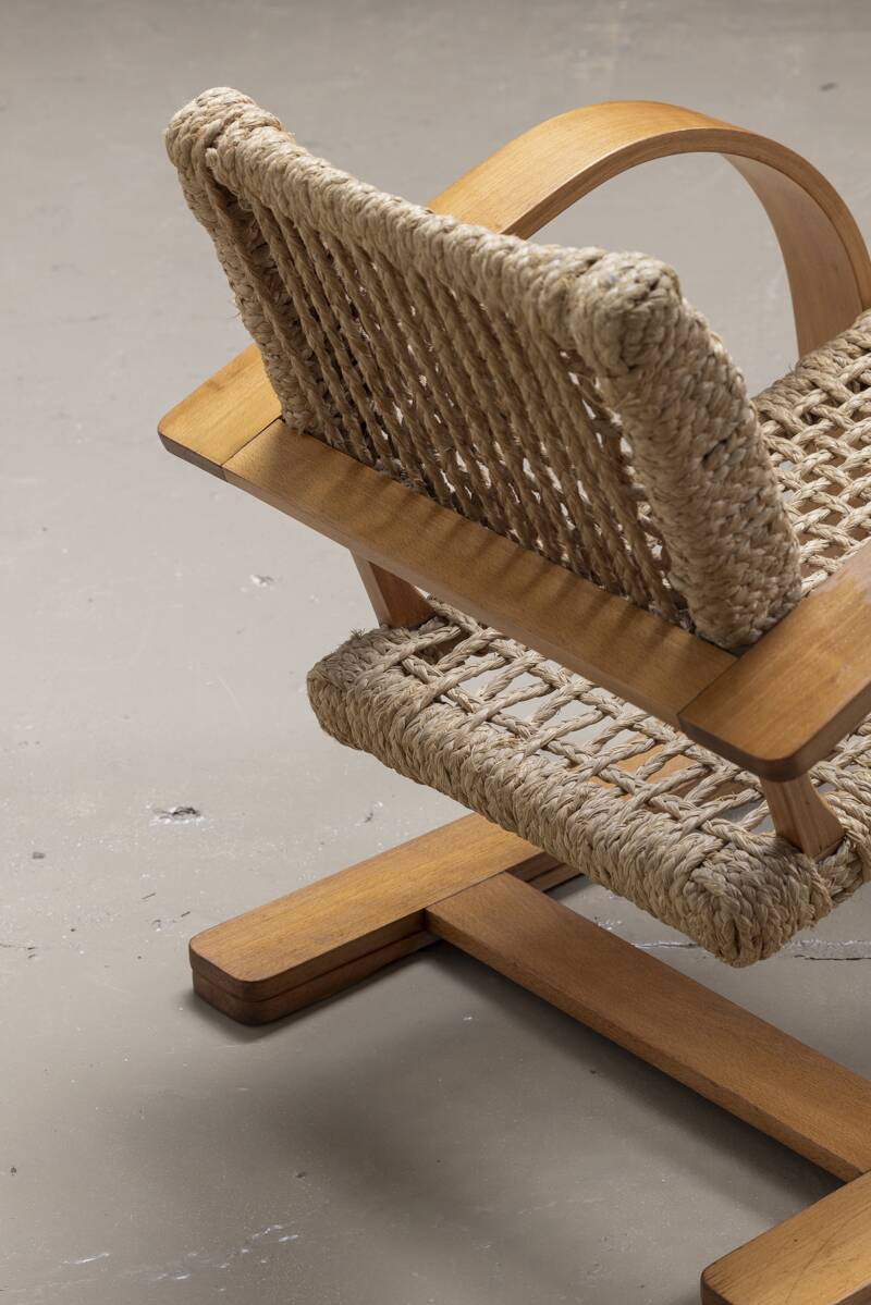Fauteuils lounge par A. Audoux et F. Minet