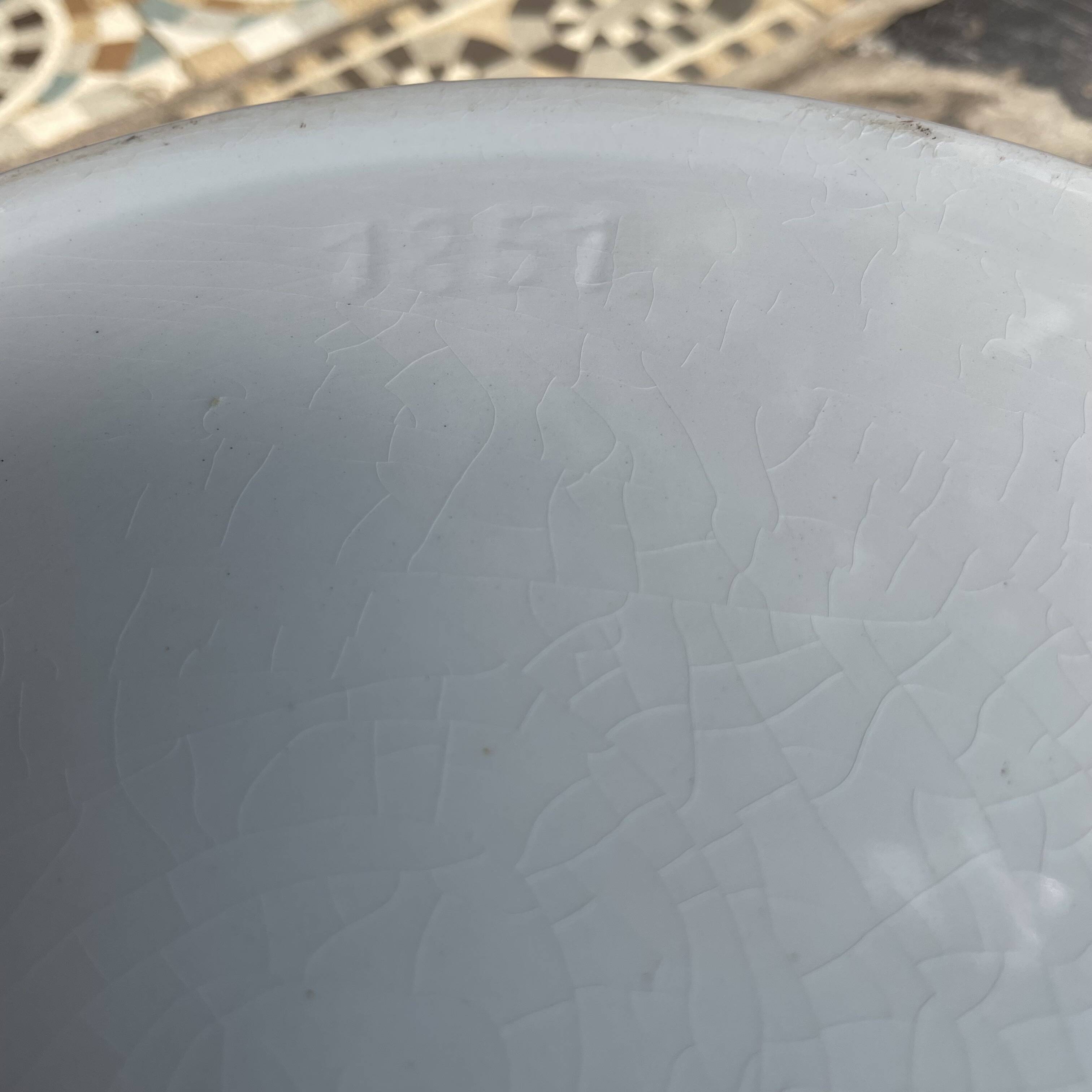 Flat earthenware bowl