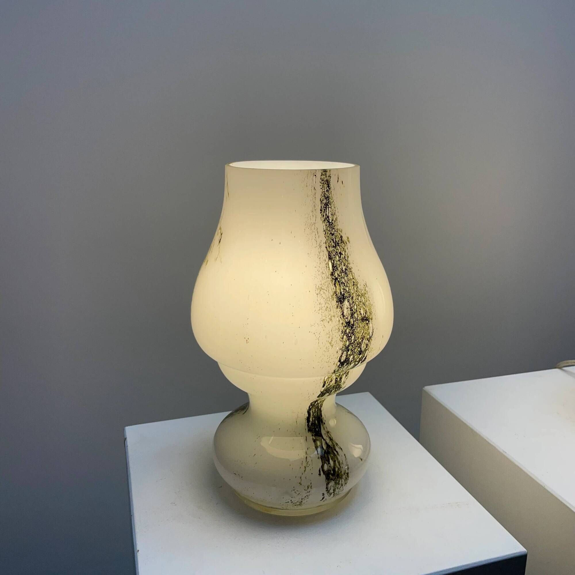 Pair of mushroom table lamps in white and green glass by Doria Leuchten, 1970.