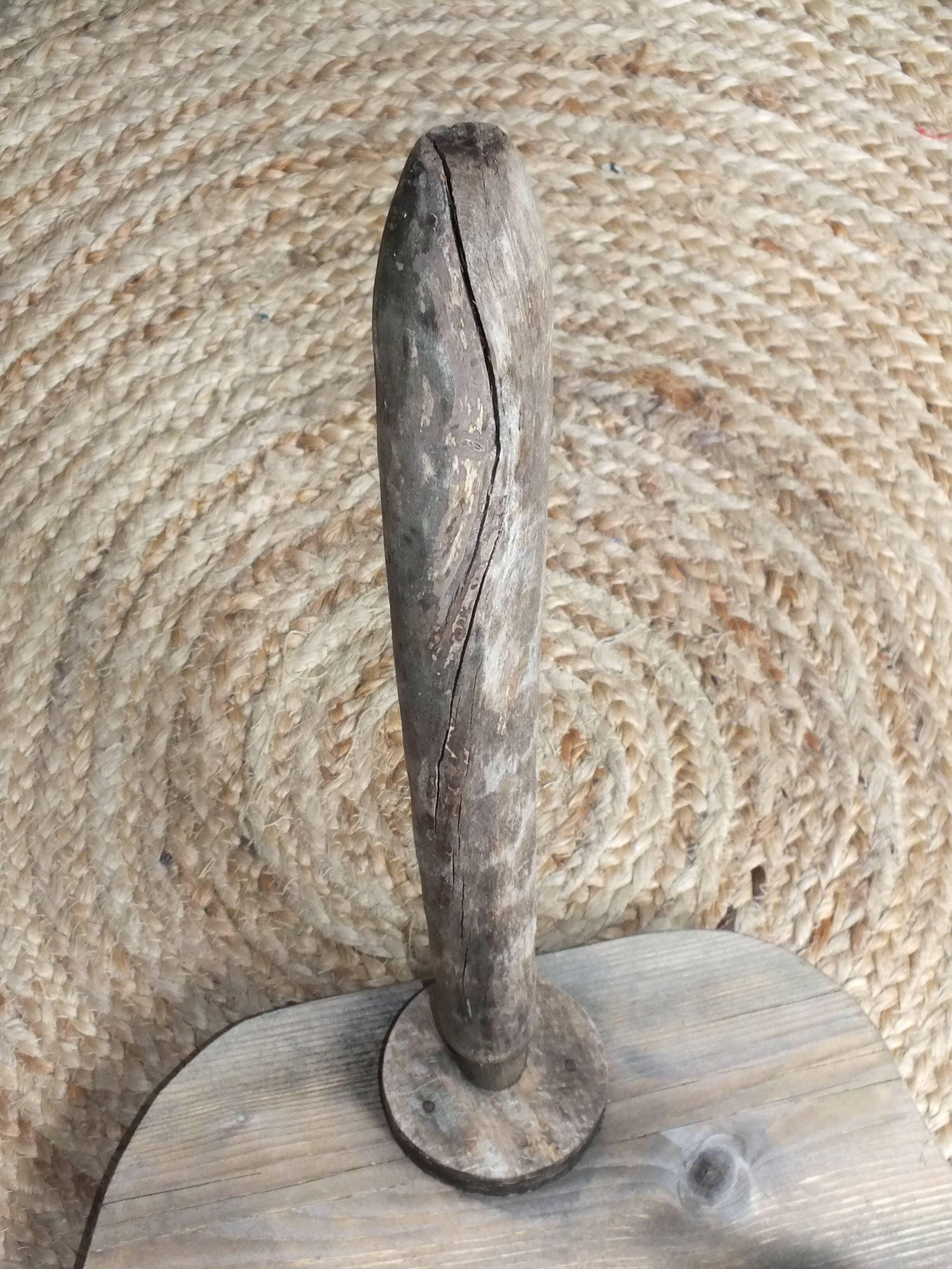 Brutalist tripod fir stool, 60s/70s