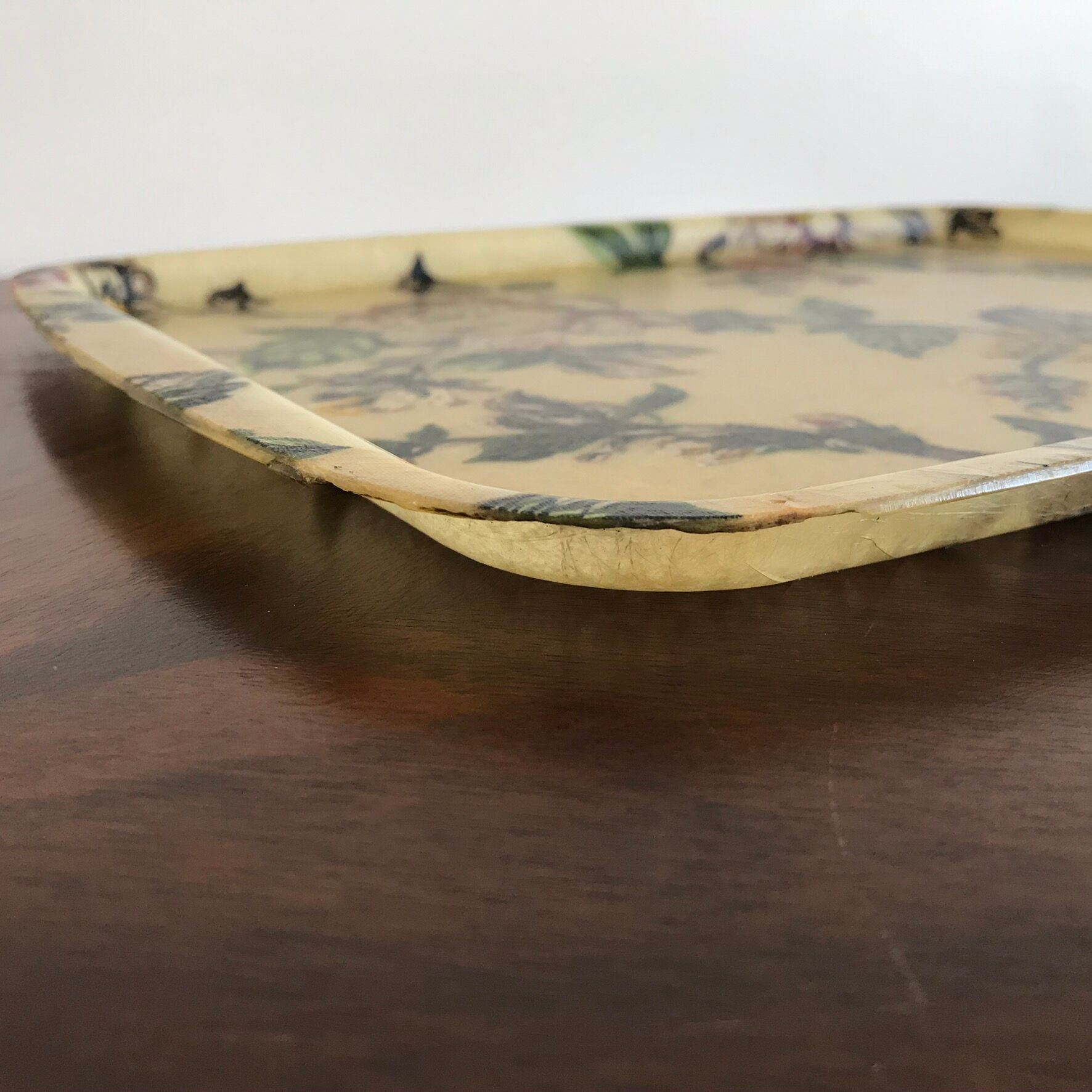 Vintage fiberglass floral pattern