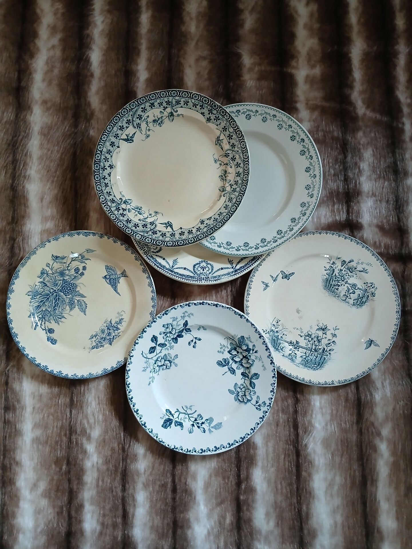 8 mismatched ironstone dinner plates