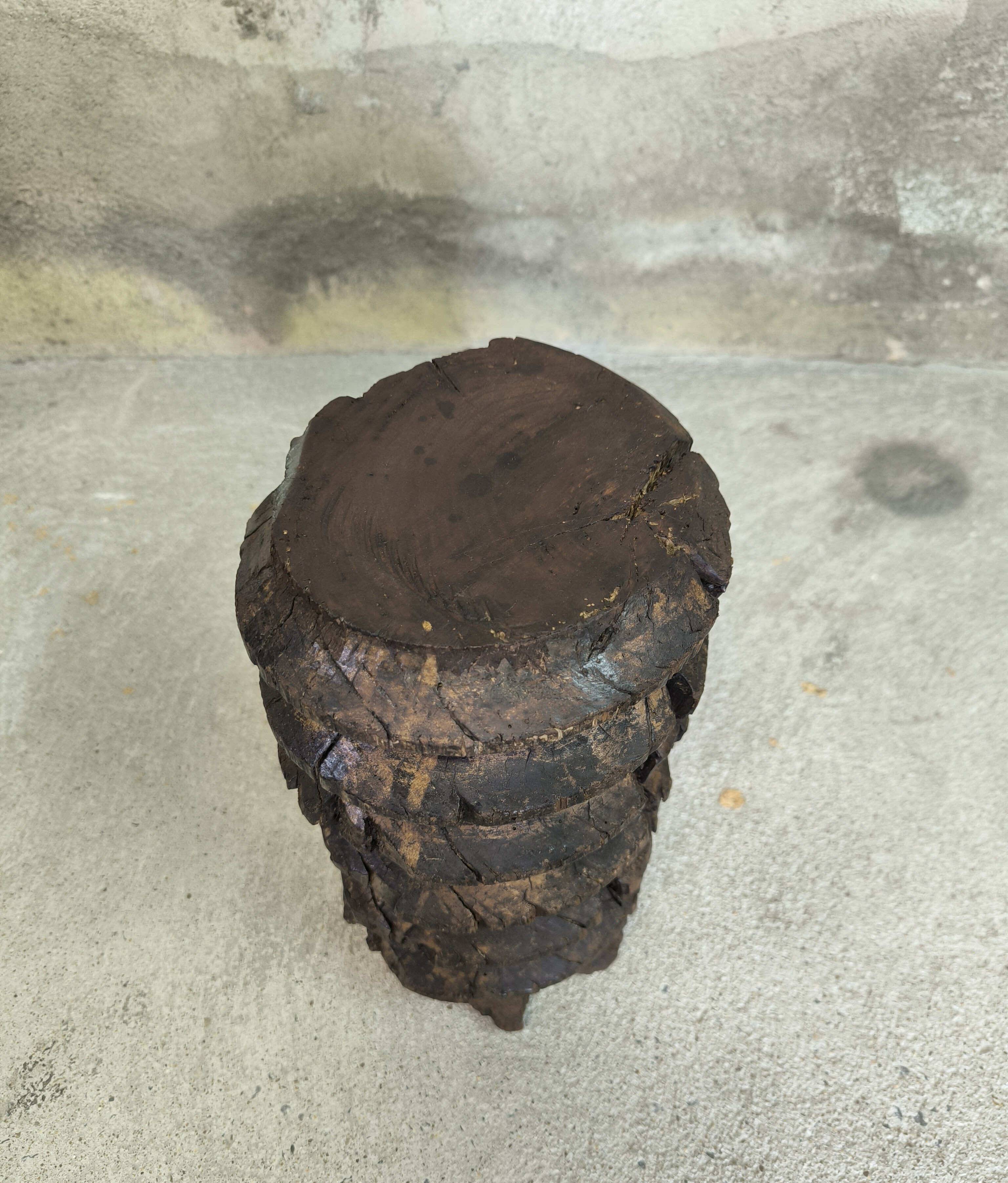 Small vintage press screw saddle