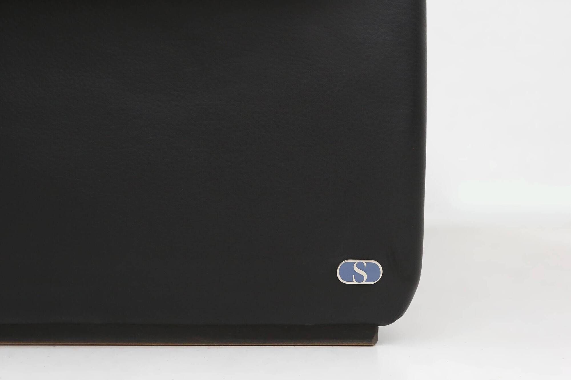 Iconic black leather DS-2011 sofa by De Sede, Switzerland ca. 1980