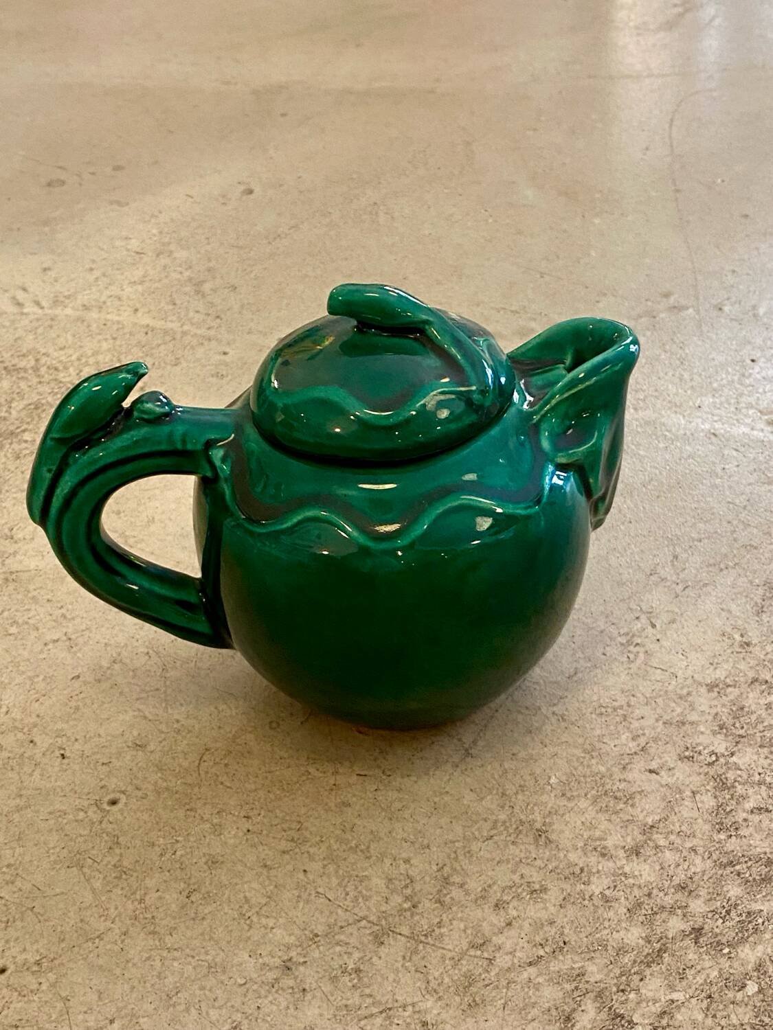 Vallauris teapot