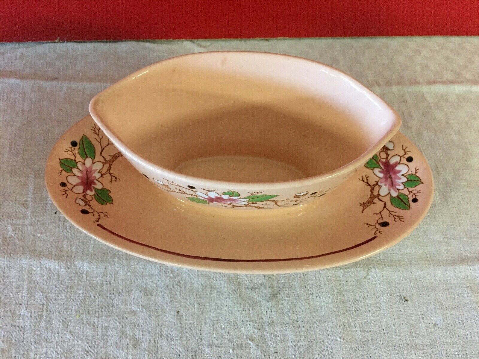 Compotier cuts flat on longwy footouche bankok model