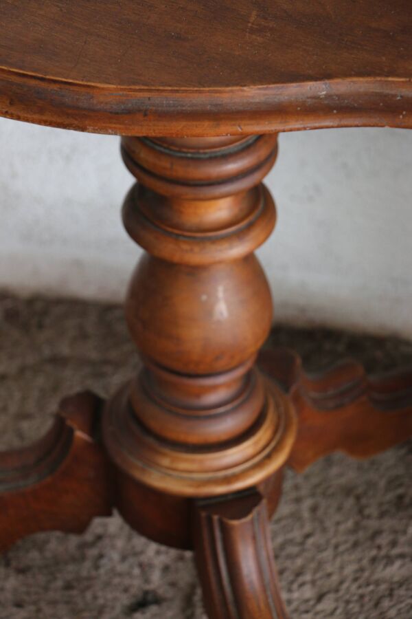 Table guéridon violon en noyer vintage