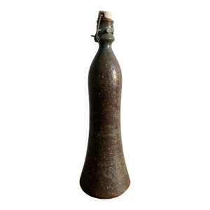 Bouteille en grès pyrité