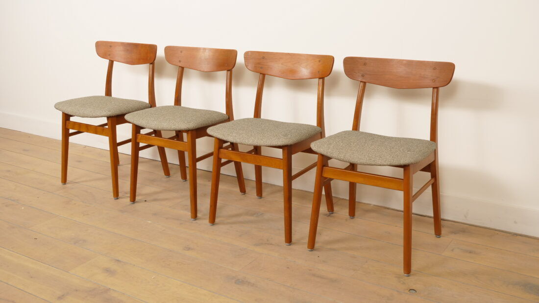 4 x dining chairs | Farstrup | Model 210 | Restored | Green