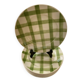 Many vintage flat plates from Moulin des Loups.