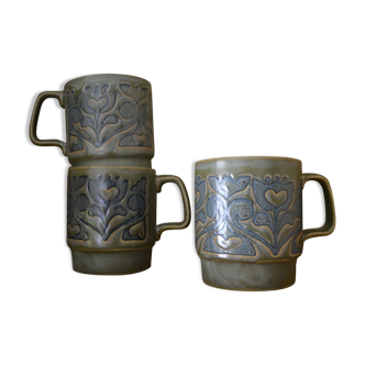 Set of 3 English cups