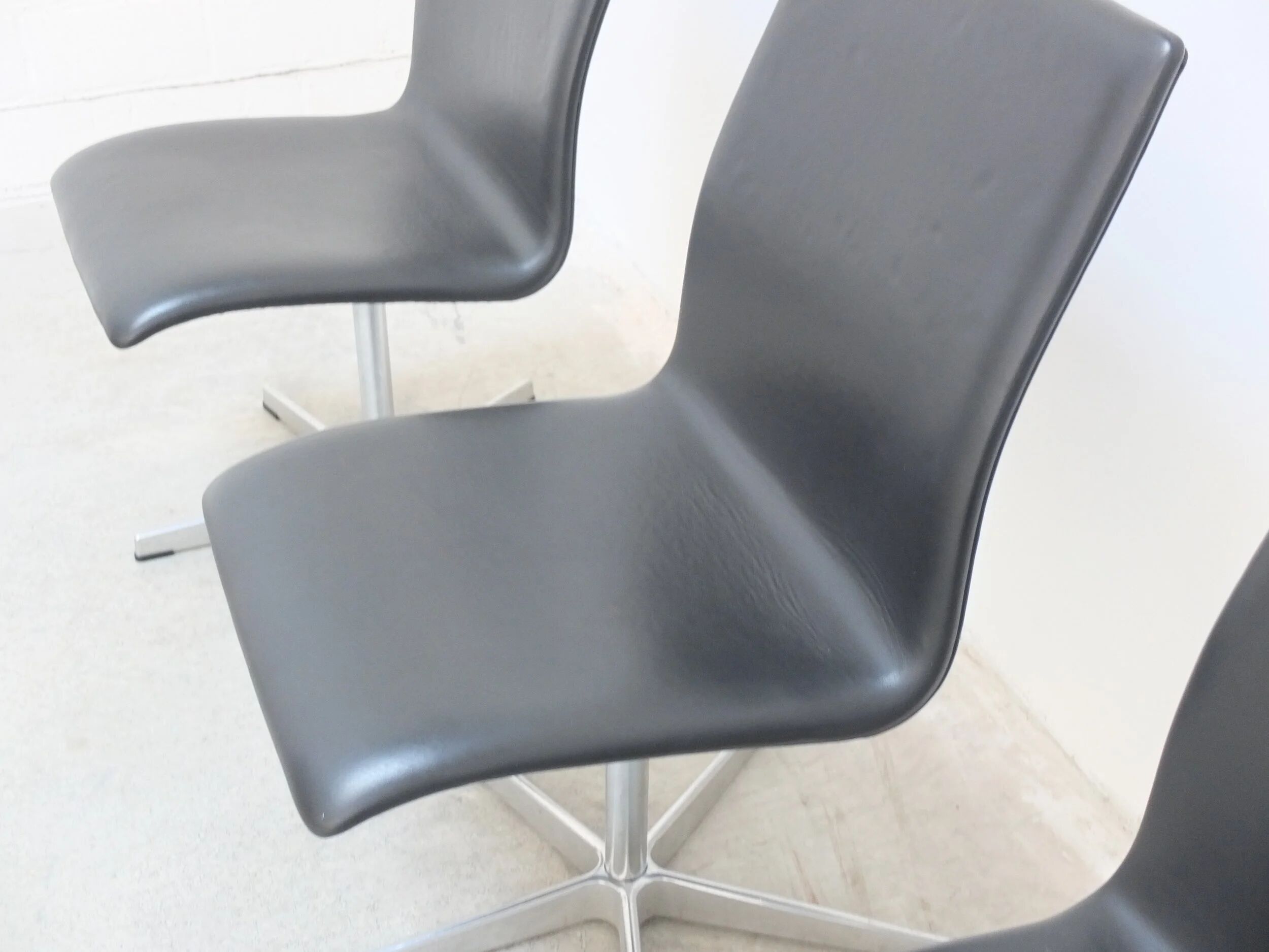 Set of 6 'Oxford' swivel chairs by Arne Jacobsen for Fritz Hansen, 1965