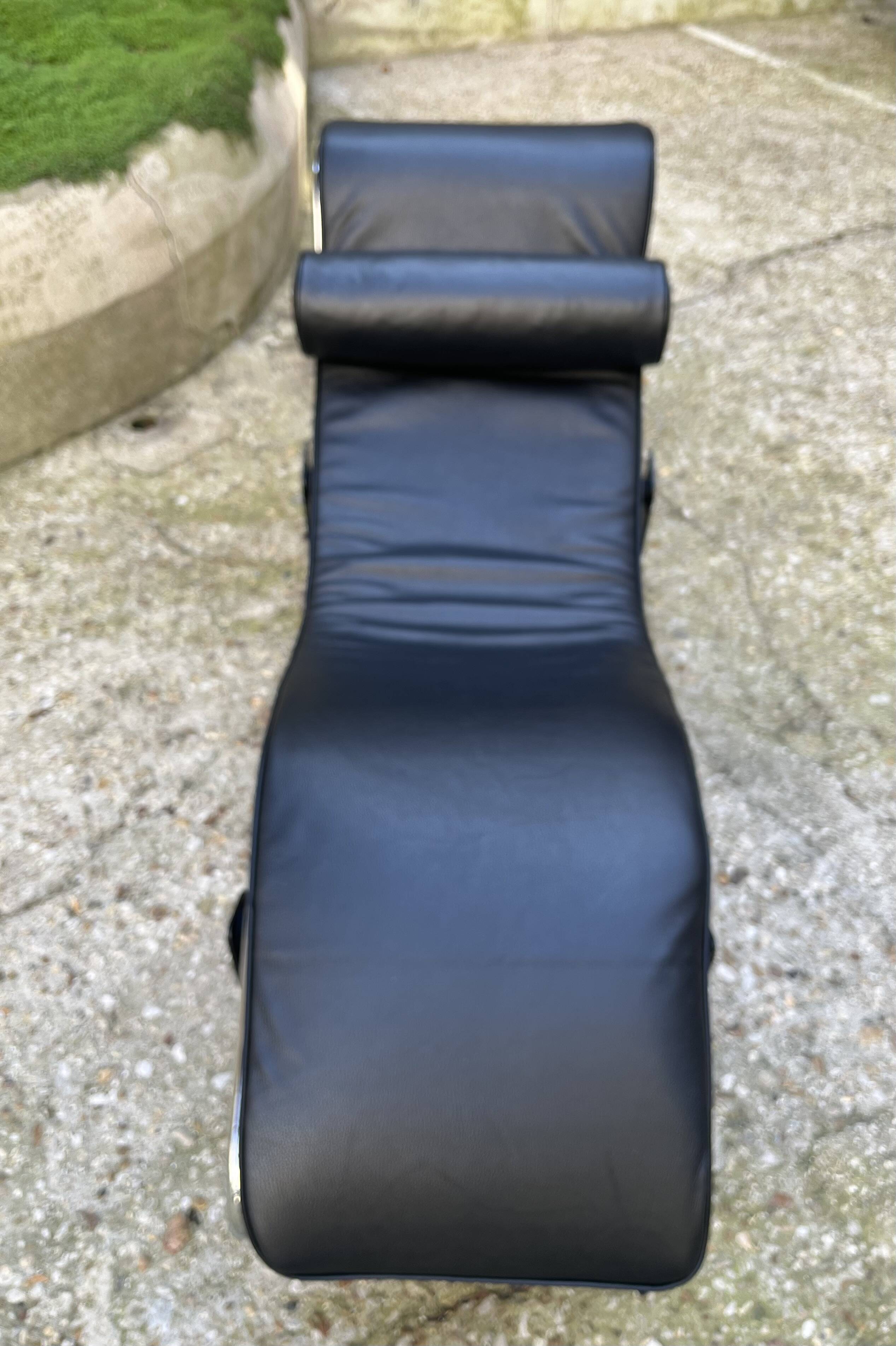 Fauteuil LC4 Le Corbusier