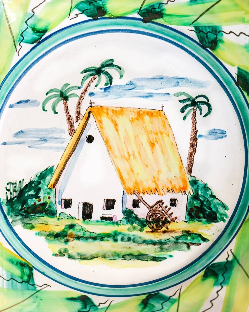 Vintage Italian large salad bowl in hand-painted ceramic with a house and palm trees.
