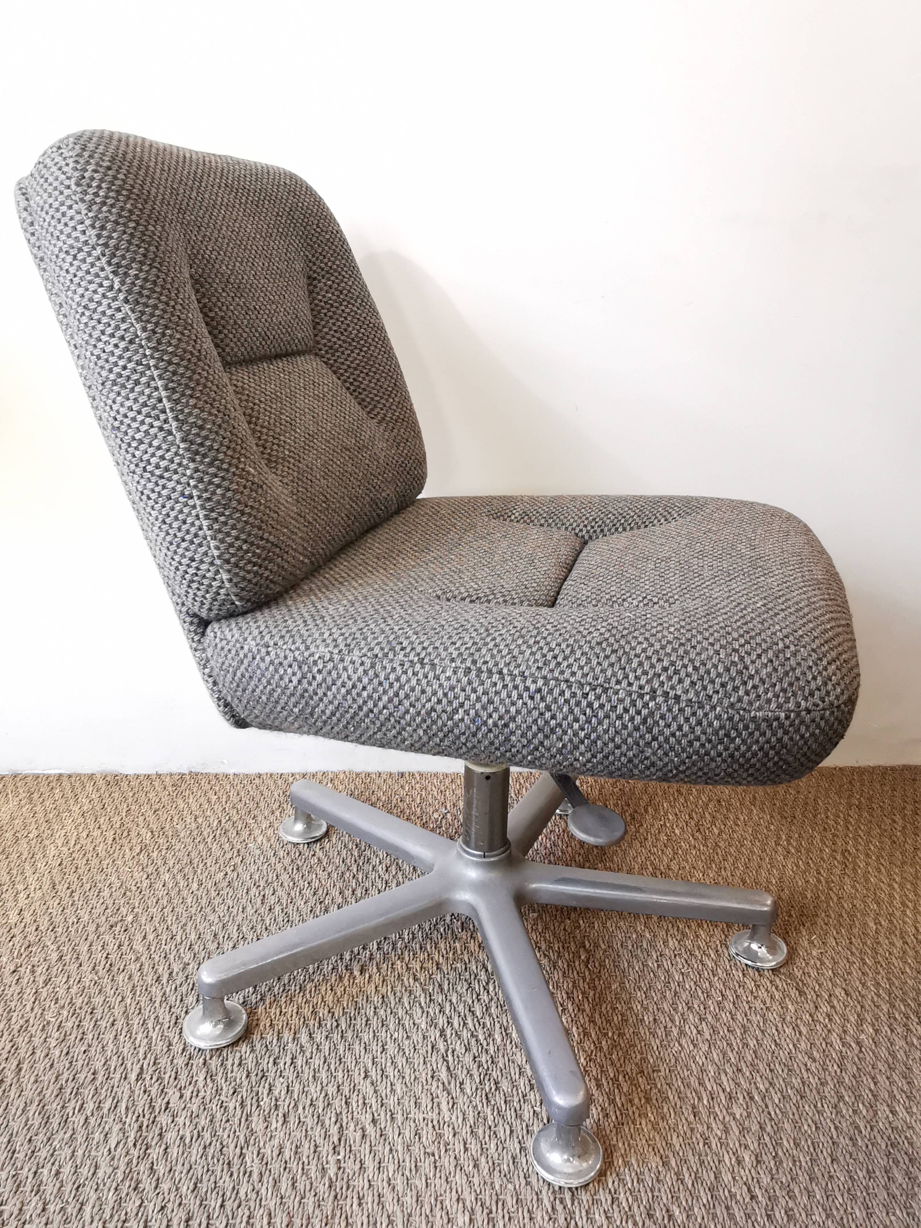 Pair of vintage office chairs heather grey by EUROSIT