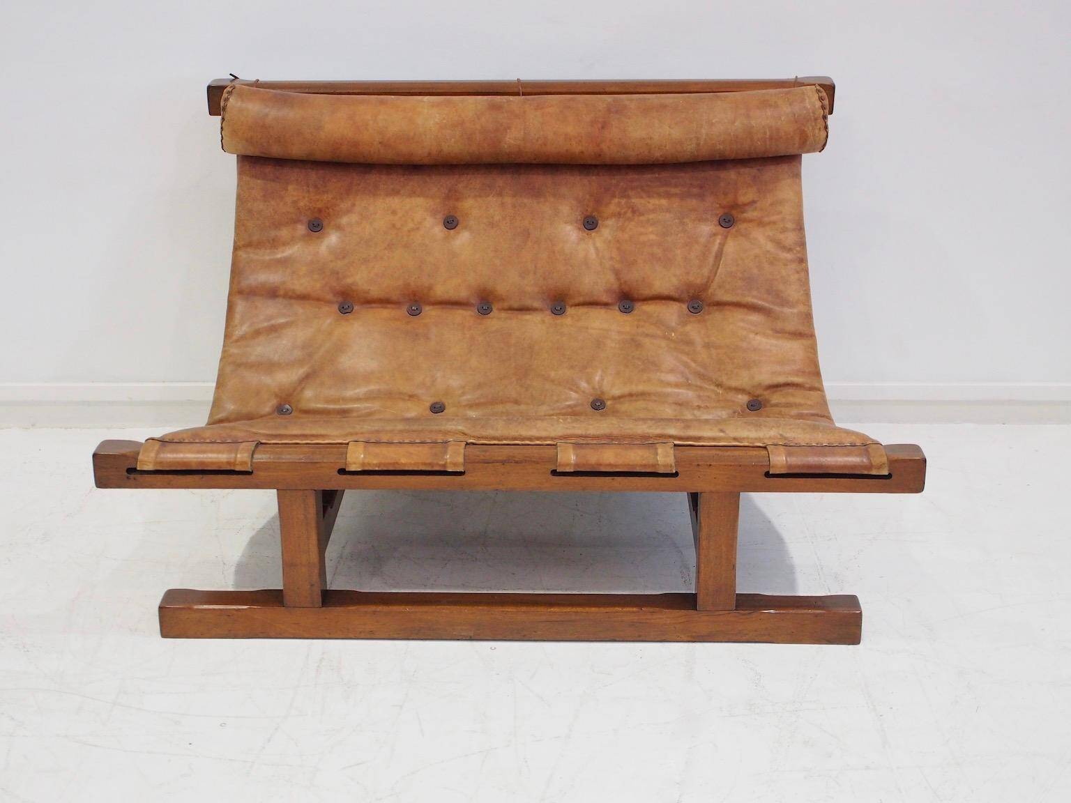 20th-century leather and Brazilian hardwood sofa, Brown