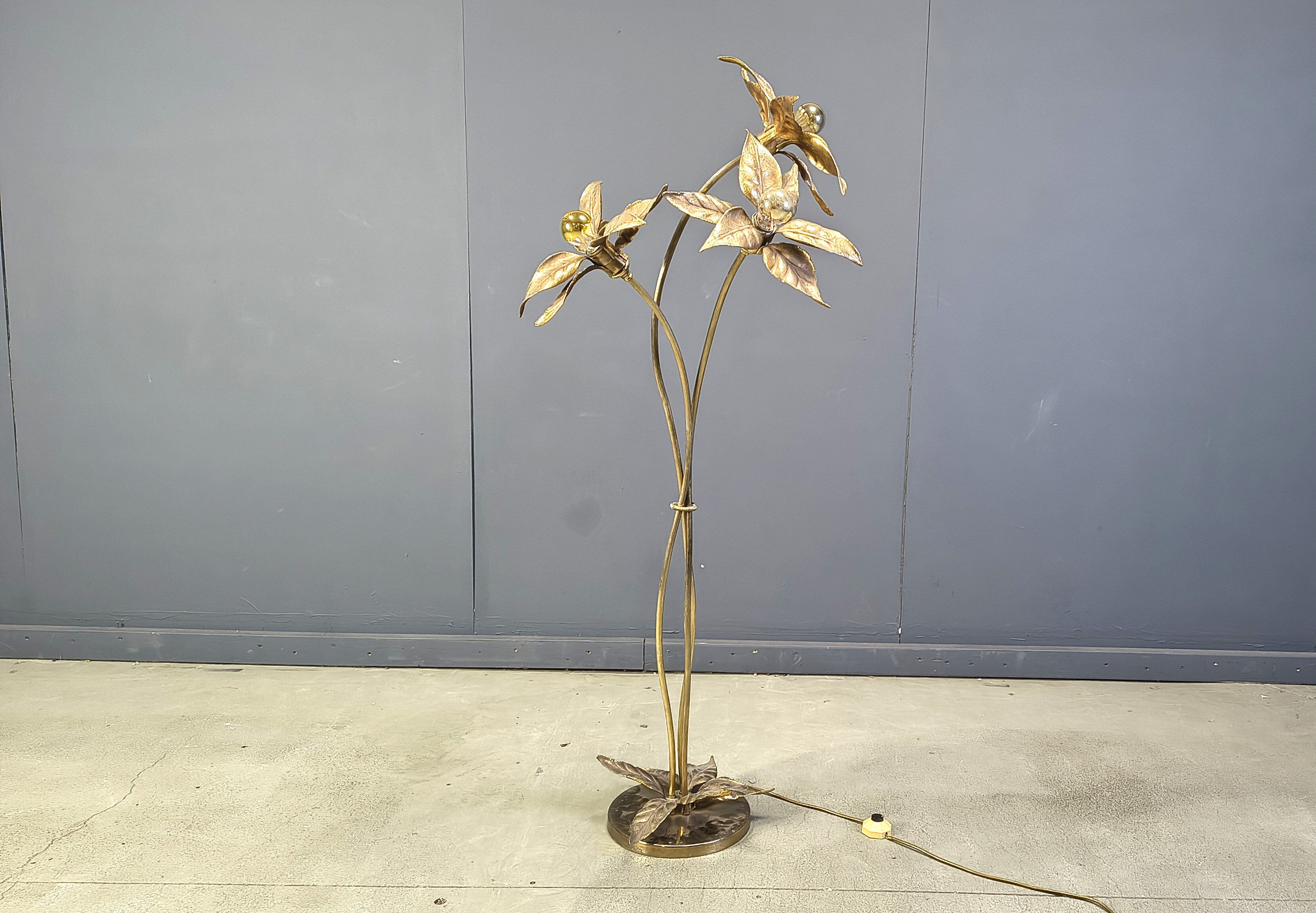 Willy Daro flower floor lamp, 1970s