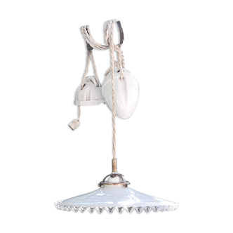 Goes up and down hanging lamp in opaline