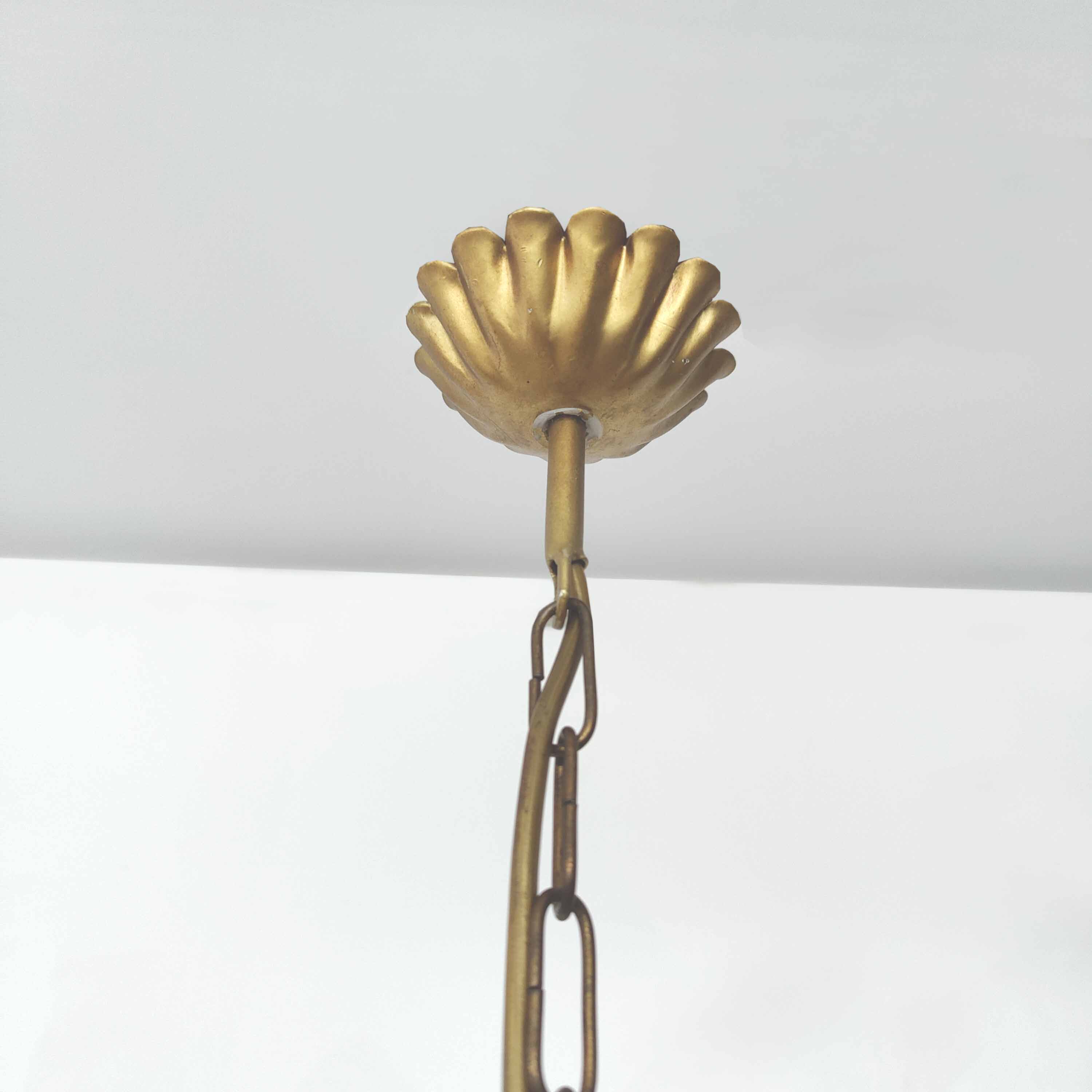 Chandelier pampilles and leaves golden metal
