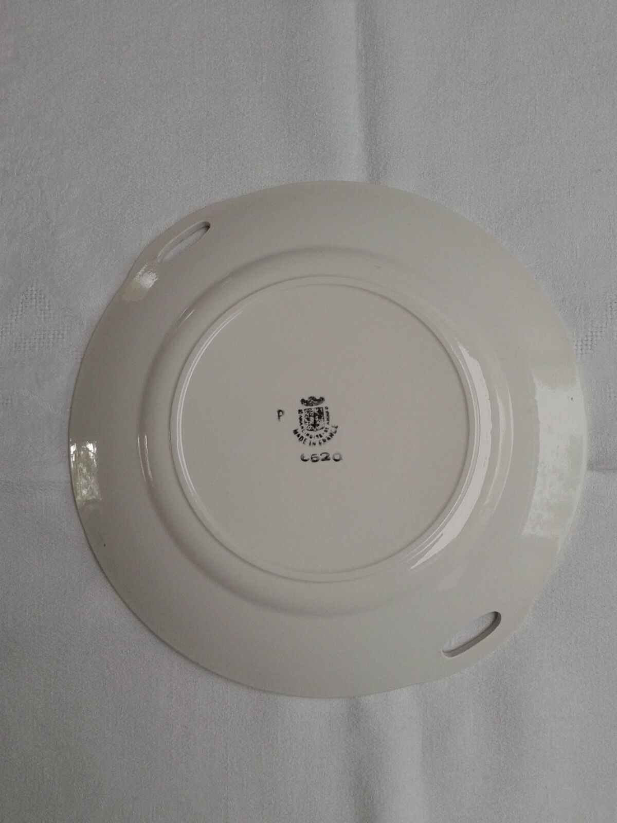 St Amand cake dish